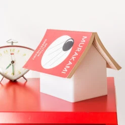 Suck Book Rest Lamp -Literary Gift Shop 60755 compo 01