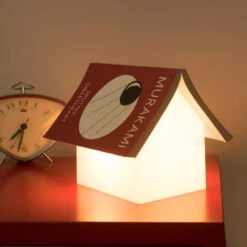 Suck Book Rest Lamp -Literary Gift Shop 60760 compo 02